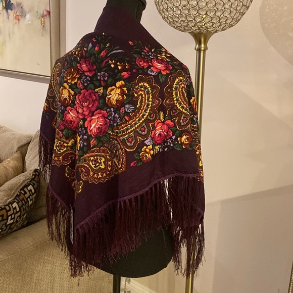 Pavlovo-posadskii platok - Russian traditional wool shawl NWT - Picture 2 of 4